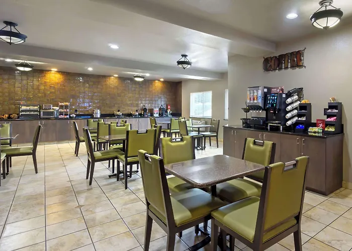 Best Western Plus Yakima Hotel