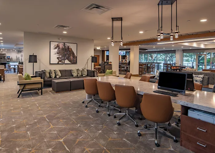 Doubletree By Hilton Dallas-Farmers Branch
