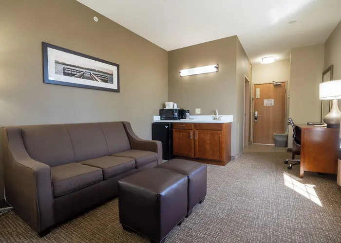 Rapid River Lodge