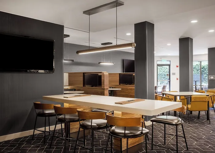 Courtyard By Marriott Orlando Altamonte Springs Maitland