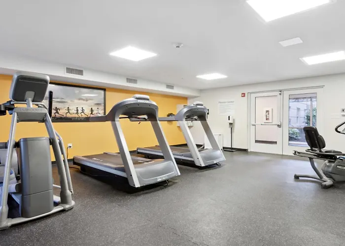 Holiday Inn Express Williamsburg North By Ihg