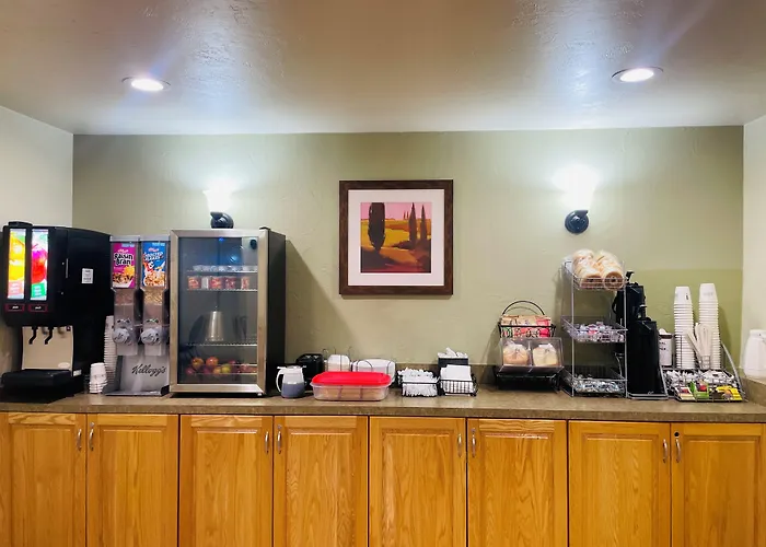 Super 8 By Wyndham Lacey Olympia Area