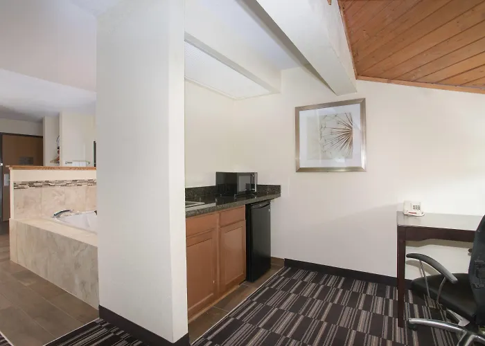 Americinn By Wyndham Mount Pleasant