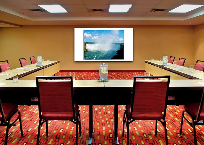 Courtyard By Marriott Niagara Falls