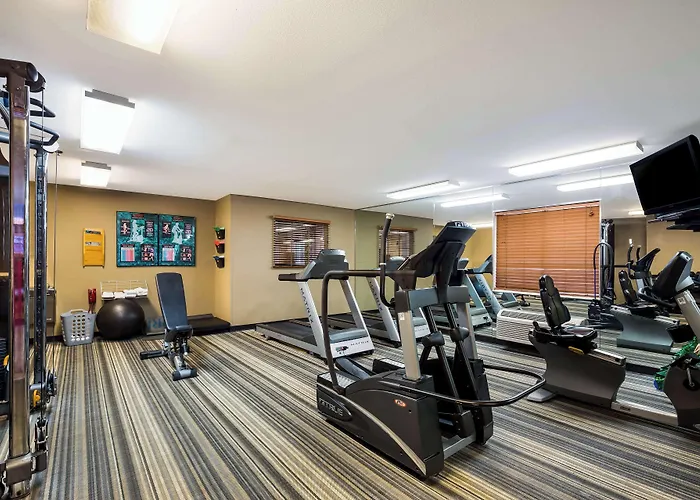 Sonesta Simply Suites Denver West Federal Center