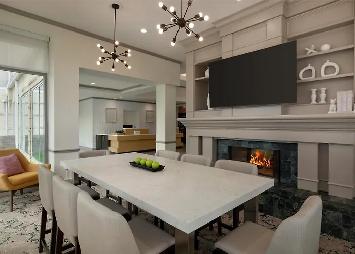 Hilton Garden Inn Cleveland Airport
