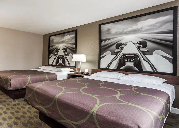 Super 8 By Wyndham Willows