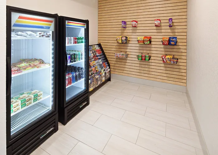 Holiday Inn Express & Suites Rancho Mirage - Palm Spgs Area By Ihg