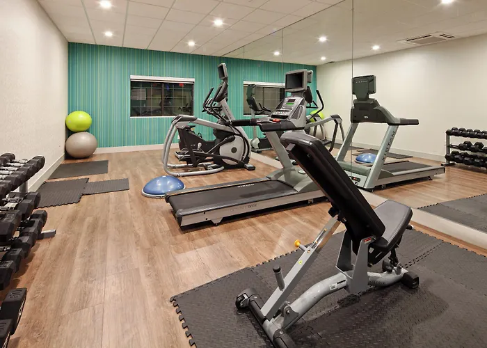 Holiday Inn Express & Suites Rancho Mirage - Palm Spgs Area By Ihg