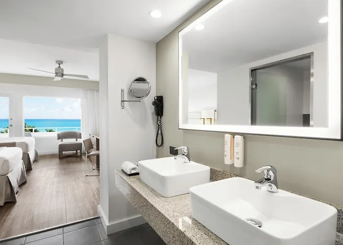 Riu Plaza Miami Beach