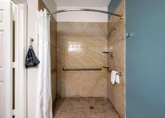 Sleep Inn & Suites