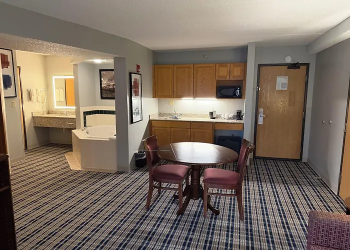 Americinn By Wyndham Kearney