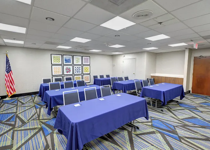 Holiday Inn Express Hillsborough-Durham Area By Ihg