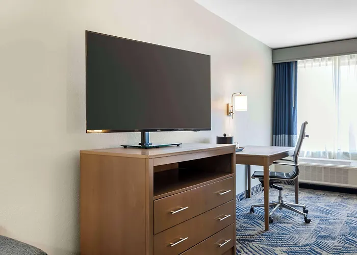 Best Western Plus Lewisville Flower Mound