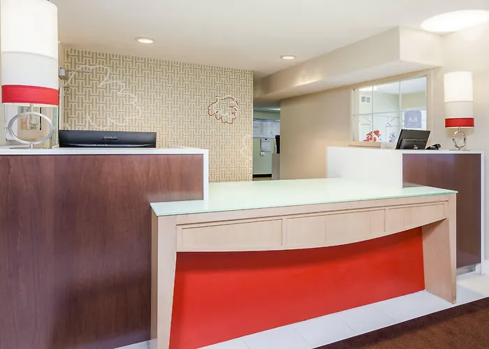 Mainstay Suites Detroit Auburn Hills