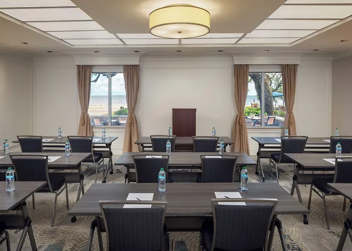 The Inn At Long Beach