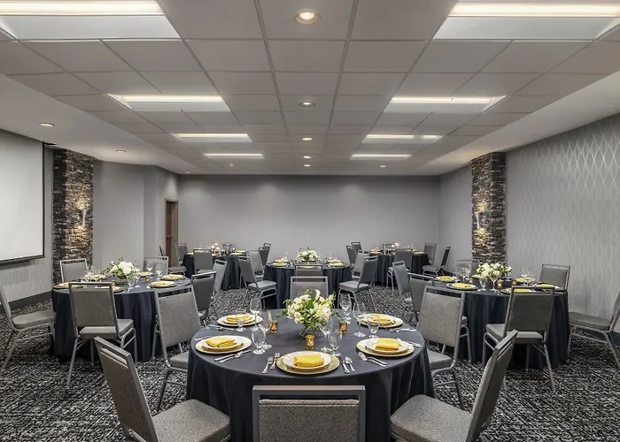 Holiday Inn Coralville - Iowa City By Ihg
