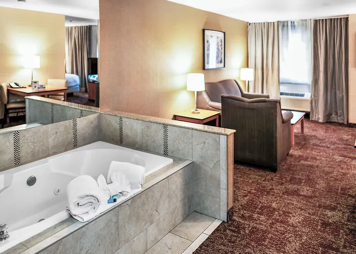 Crystal Inn Hotel & Suites - Midvalley