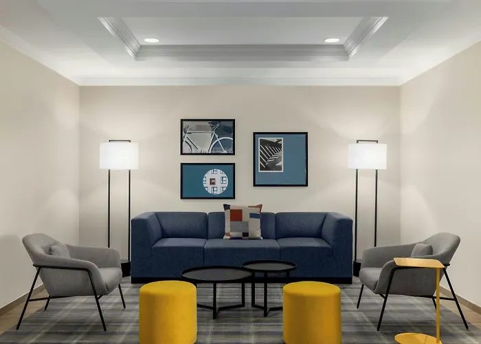 Baymont Inn & Suites By Wyndham Findlay