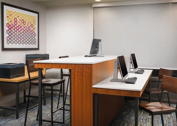 Holiday Inn Express Boston By Ihg