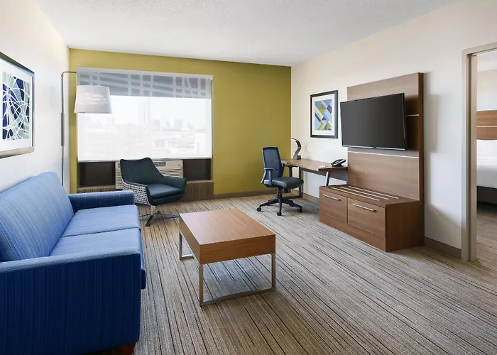 Holiday Inn Express Boston By Ihg