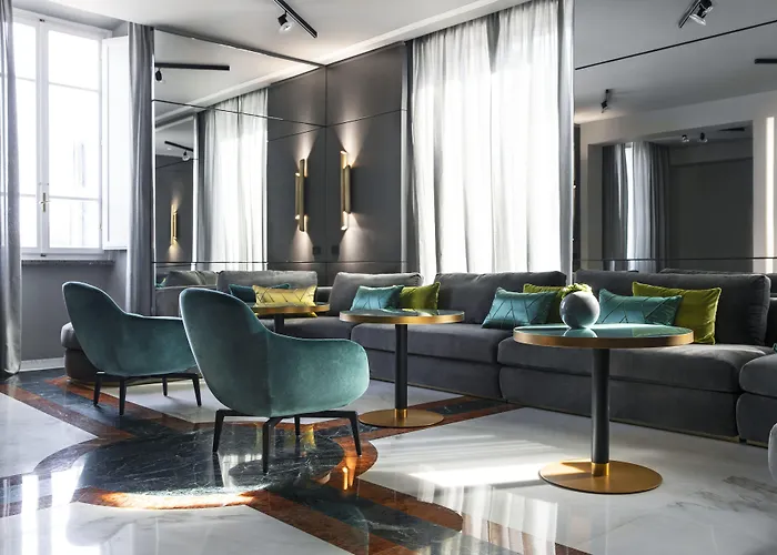 Hotel Plaza E De Russie - Relais & Chateaux