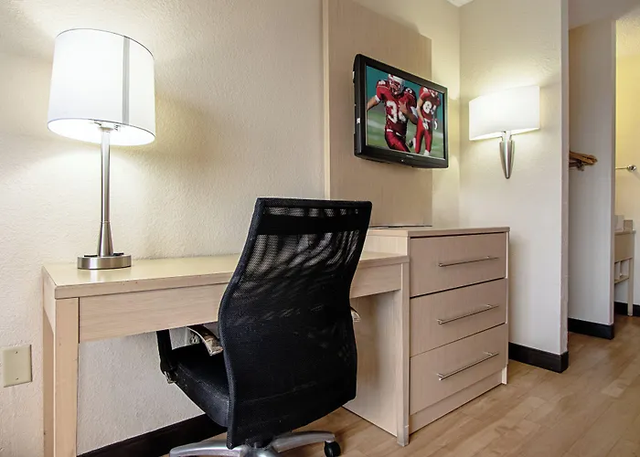 Red Roof Inn Plus+ West Palm Beach