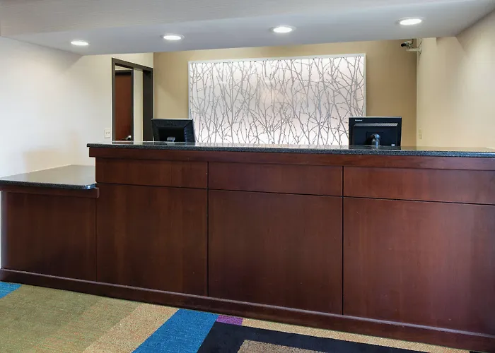 Fairfield Inn & Suites Kansas City Airport