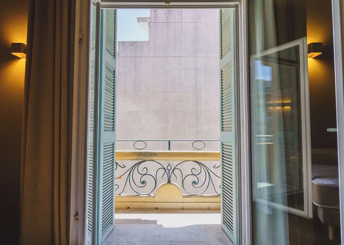 Hotel Gounod Fully Renovated