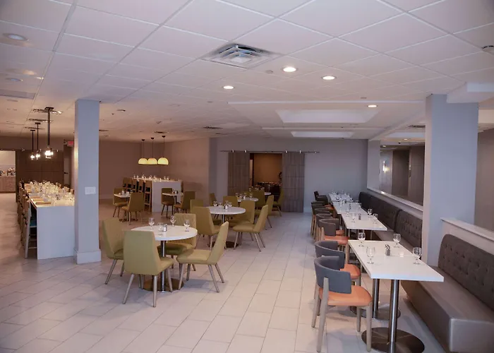 Wyndham Houston Hobby Airport