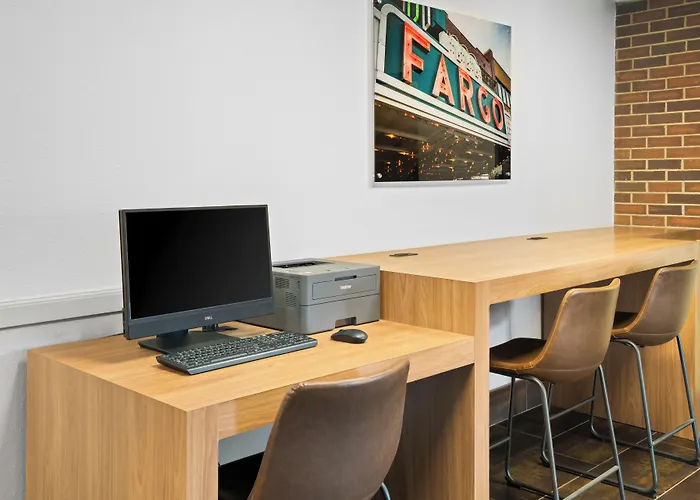 Fargo Inn And Suites