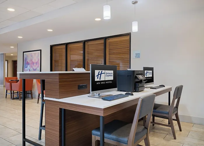 Holiday Inn Express & Suites Augusta West - Ft Gordon Area By Ihg