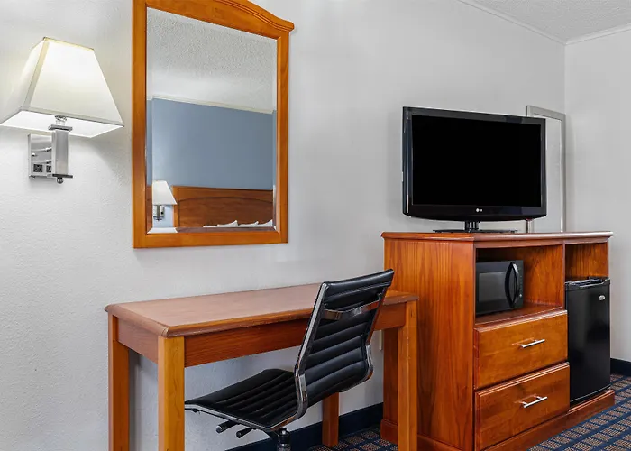 Best Western Palestine Inn