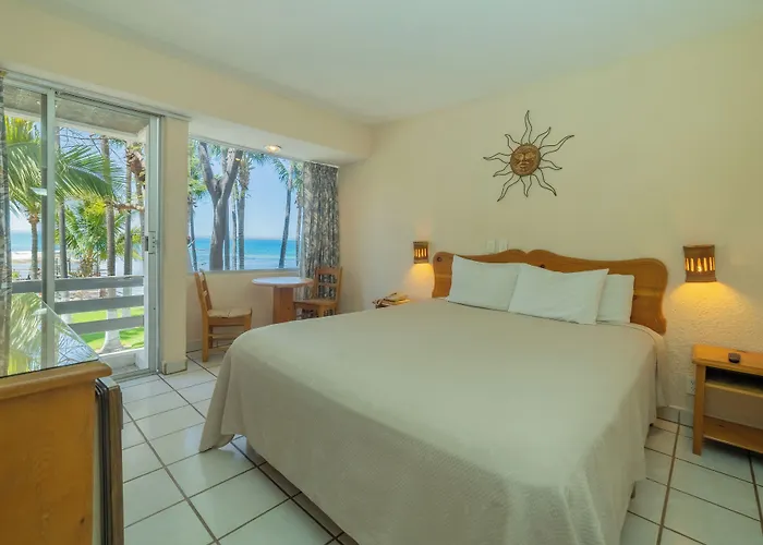 La Concha Beach Hotel & Club