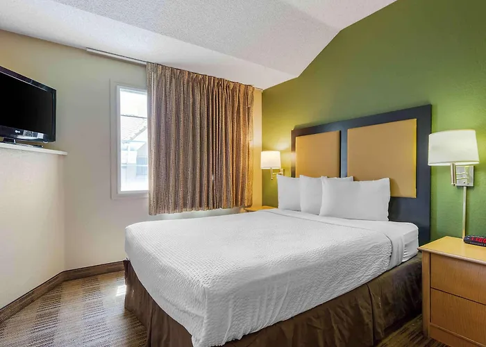Extended Stay America Select Suites - Providence - Airport