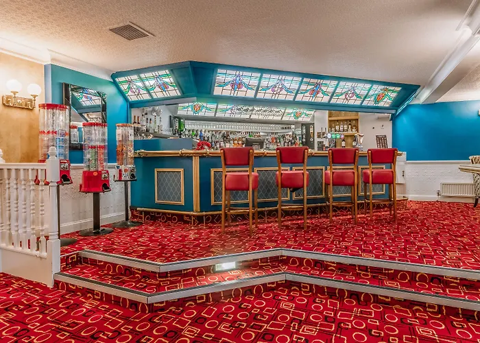 Muthu Westcliff Hotel (Near London Southend Airport)
