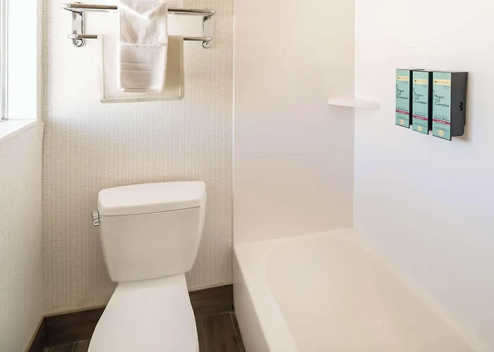 Best Western Coral Hills