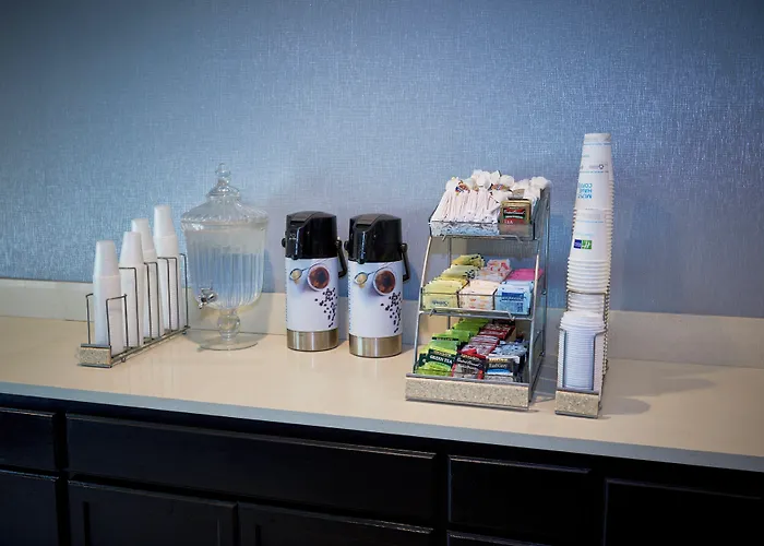 Holiday Inn Express & Suites Birmingham South - Pelham By Ihg