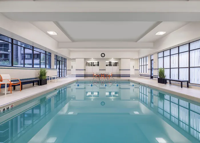Holiday Inn Toronto Downtown Centre By Ihg