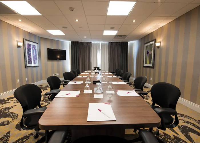 Crowne Plaza Saddle Brook By Ihg