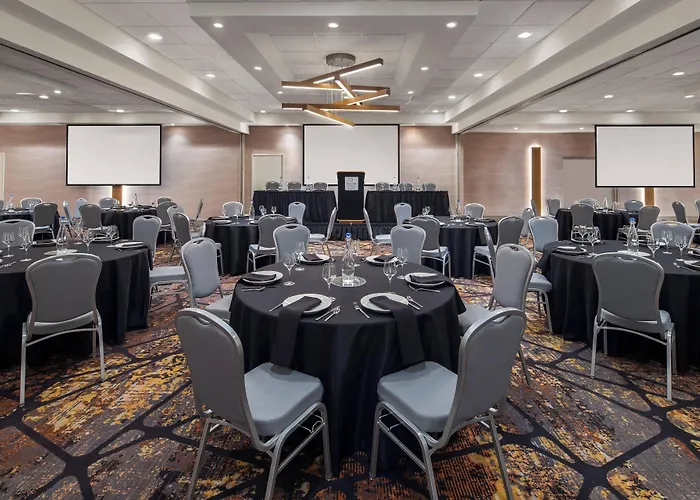 Delta Hotels By Marriott Green Bay