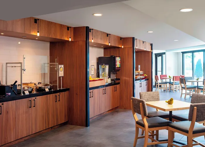 Fairfield Inn & Suites By Marriott Providence Airport Warwick