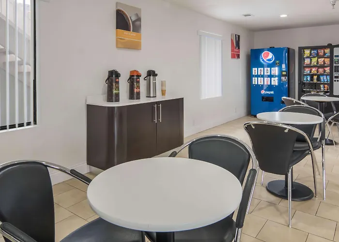 Motel 6 Abilene, Tx - East