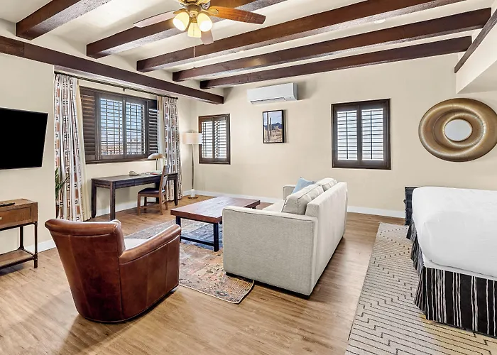 Lodge On The Desert