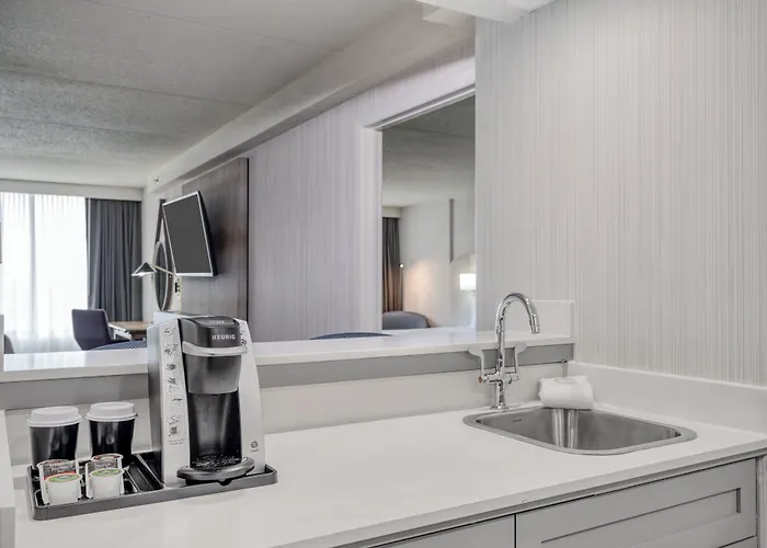 Crowne Plaza Indianapolis-Airport By Ihg