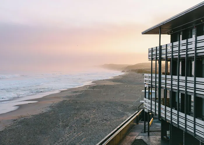 Monterey Beach Hotel, A Tribute Portfolio Hotel