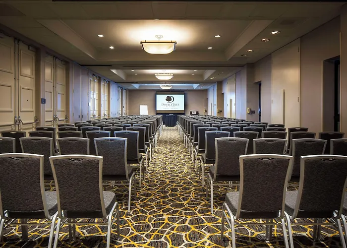 Doubletree By Hilton Newark-Fremont