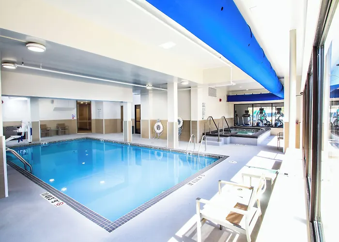 Holiday Inn Milwaukee Riverfront By Ihg