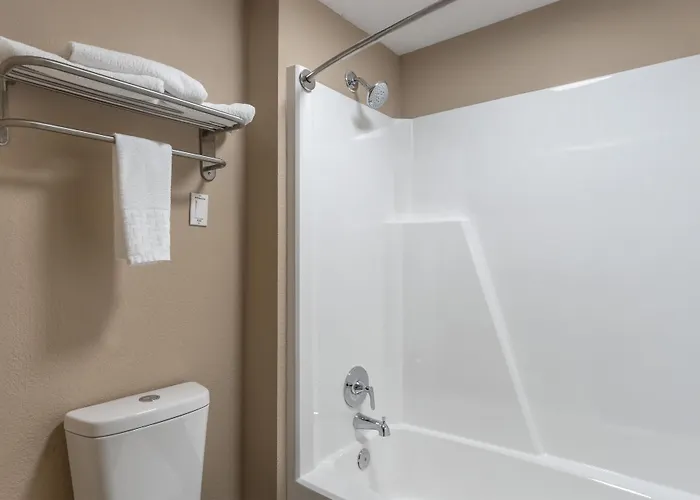 Surestay Hotel By Best Western Summersville
