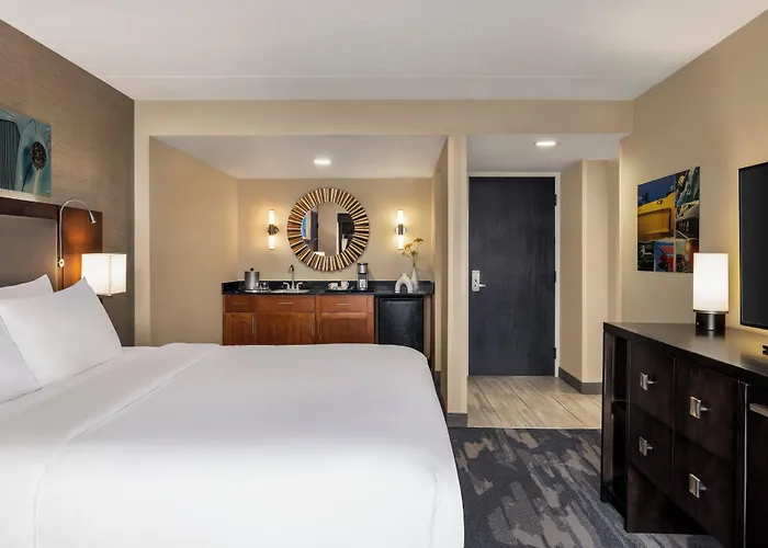 Crowne Plaza Auburn Hills By Ihg